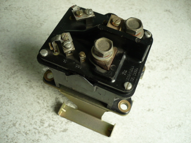 Battery switch relay switch VTA Takraf forklift VEB Pirna IFA W50 ZT Battery switch relay switch VTA Takraf forklift VEB Pirna IFA W50 ZT