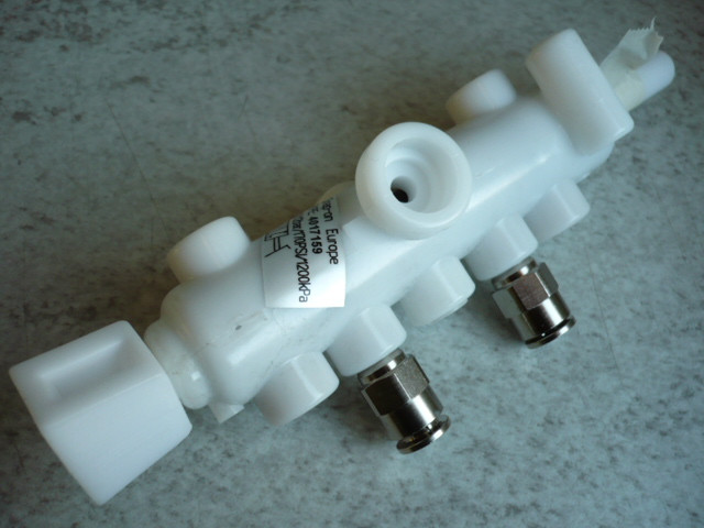 Release valve control valve tire changer Hofmann Monty 2300 Boxer A22 Release valve control valve tire changer Hofmann Monty 2300 Boxer A22