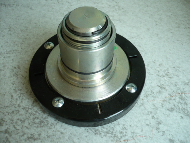 Plug-in mushroom recording with turntable support plate Herrmann Swingarm 2.35 underfloor