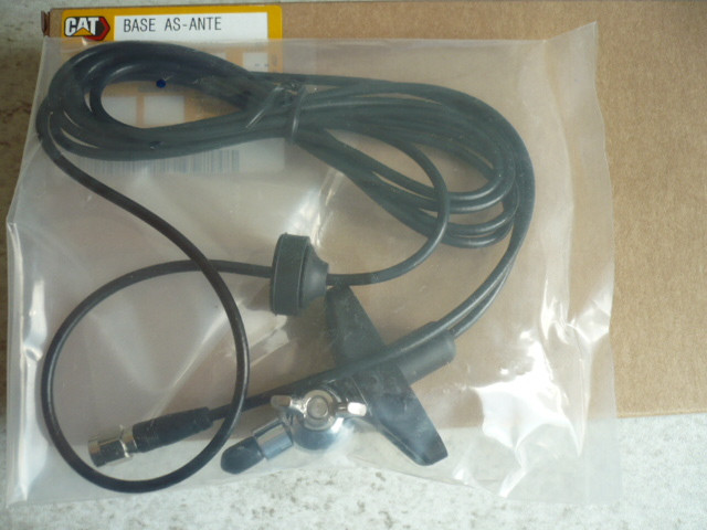Base antenna radio antenna radio antenna receiver mini excavator CAT 301.8 0004940022