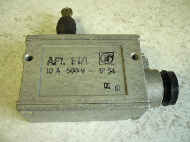 Micro switch limit switch limit switch overload switch Robotron AF1. E1/1 VEB GDR
