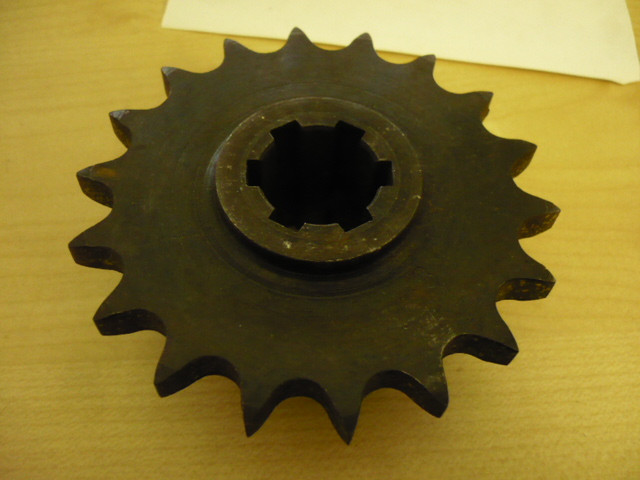 Sprocket timing chain DDR VTA forklift DFG 3002 hydraulic pump Sprocket timing chain DDR VTA forklift DFG 3002 hydraulic pump