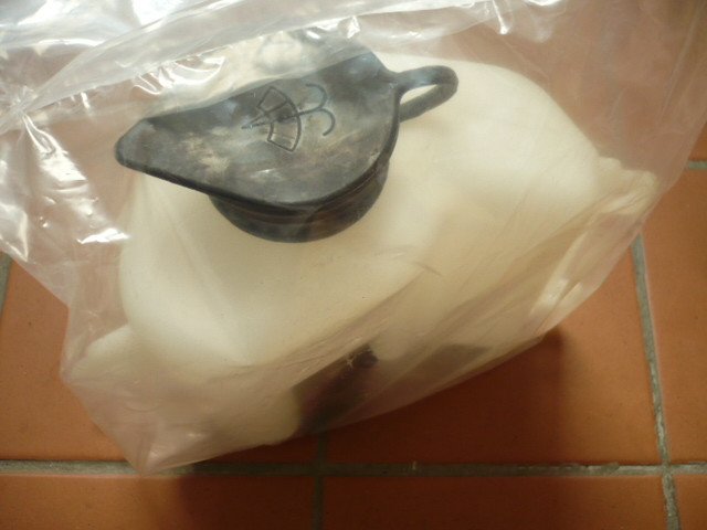 Water tank windshield wiper fluid tank wiper Kubota KX61-3 mini excavator RG51847310