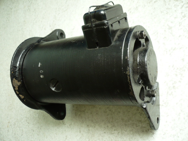 DDR alternator VTA Takraf forklift DFG 2002 2N VEB Fortschritt IFA 12V