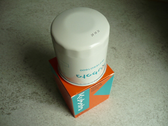 Service Oil Filter Insert W21ESO1600 Oil Filter Kubota KX61-2 3 71-3 KX027-4 D1105