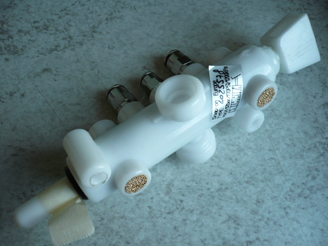 Clamping valve turntable EKO control valve tire changer Hofmann Monty 2300 - Boxer A22 Clamping valve turntable EKO control valve tire changer Hofmann Monty 2300 - Boxer A22