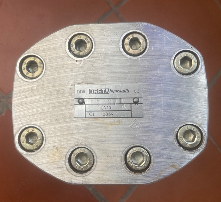 Orsta gear pump / hydraulic pump VTA Takraf DFG 3202 N-A Orsta Hydraulik A10 R