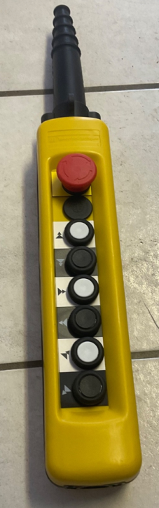 Telemecanique XAC A882H44 pendant control switch, control bottle, hand control, crane control