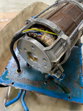 Motor electric motor sub-oil motor 3KW with foot Nussbaum SPL 3500 Plus / Sprinter 3000 Express Mobil / Unilift 3500 NT Plus / 2.35 TS / 992658