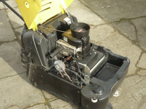 Karcher Sweepers KSM 750 B sweeper with traction drive