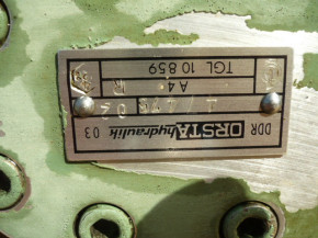 Hydraulic pump gear pump Orsta Markranstädt lift table Takraf scissor lift