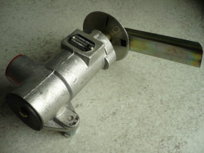 VEB trailer brake valve control valve brake power regulator HW60 HW80 THK5 IFA DDR