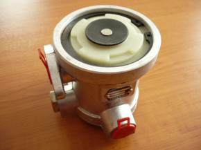 VEB trailer brake valve Takraf forklift DFG 6302 T174 HW60 HW80 IFA 2652