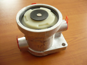 VEB trailer brake valve Takraf forklift DFG 6302 T174 HW60 HW80 IFA 2652