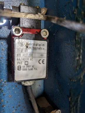 limit switch for Nussbaum lift Type SL 2.25 SL 2.30  SL 2.32 (2x installed)
