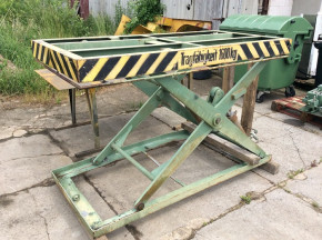GDR VEB Takraf work Platform Lift Ramp lifting platform HT 1600