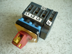 Main switch Disconnector switch Rotary switch Cam switch MWH Consul H301 Zippo