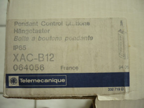 XAC-B12 Telemecanique pushbutton pendant control manual control crane control