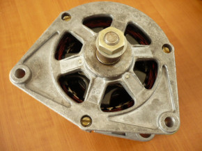 Alternator VEB tractor ZT Fortschritt IFA W50 L60 NVA GDR 28V 30A VEM 8043.42