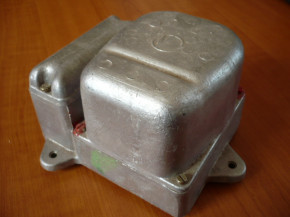 Regulator, alternator VEB Robur ZT Fortschritt IFA W50 L60 NVA DDR 12V VEM 8102