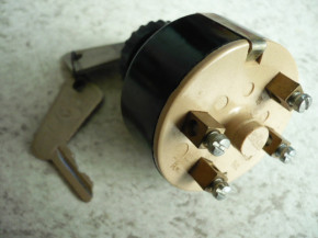 Pirna key switch ignition lock VTA Takraf forklift DFG 6302 3202