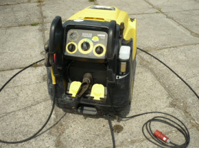 High Pressure Cleaner, hot water professional pressure washer, steam cleaner HDS 12/18-4SX
