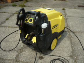 High Pressure Cleaner, hot water professional pressure washer, steam cleaner HDS 12/18-4SX