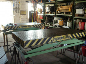 GDR VEB Takraf work Platform Lift Ramp lifting platform HT 1600
