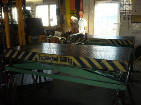 GDR VEB Takraf work Platform Lift Ramp lifting platform HT 1600