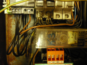 monitoring relays Voltage Monitoring Tele Haase TPF 400V S4X for FH 1600/1 / FHB 12.1 lifting platform