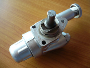 Orsta AFV hand pump fuel hand pump injection pump Takraf VTA DFG 1002