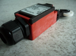 Bernstein limit switch for Zippo lift type 1250 1501 1506 1521 1590 (installed in the upper column drive side, upper limit switch)