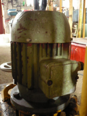 bearing set for electric motor 1 tons to 2 tons DDR Takraf Scissor lift Lunzenau / MA 24F 115 Romania