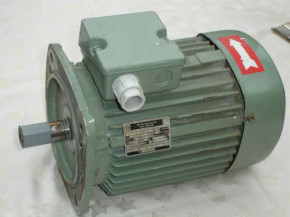 Electric motor 24mm shaft, replacement motor for 1-2 tons VEM VEB Thurm DDR Takraf Scissor lift Lunzenau
