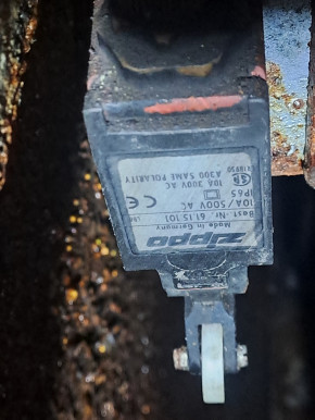 Zippo limit switch top 9351 8090 limit switch limit switch roller lever 61.15.101