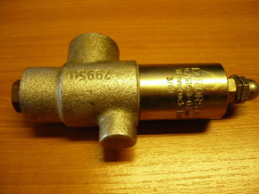 ADK 125 VEB Auto Crane Orsta Hydraulikvent Pressure relief valve CNS16-3-02