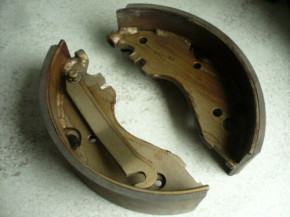 Brake shoe brake blocks brake cylinder brake pads Takraf VTA forklift DFG3202 2002