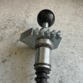 Arm lock for Zippo 2130, 2135, 2140, 2160, Consul H387, H383, H388, and H389 models; swing arm lock 21.30.012