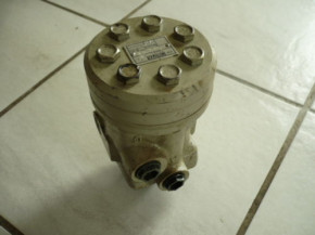 Orsta steering unit 100-16 hydraulic steering unit hydraulic pump Takraf forklift DFG 3202 N-A / DFG 6302