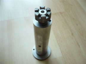 shears bolt for 1.5 tons VEB Takraf Scissor lift Lunzenau