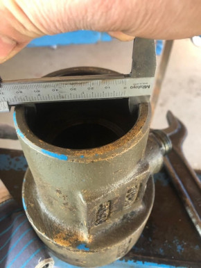 Seal kit lift cylinder VEB Fortschritt T174-2 mobile excavator DDR machinery (Cylinder with 56mm rod, round head)